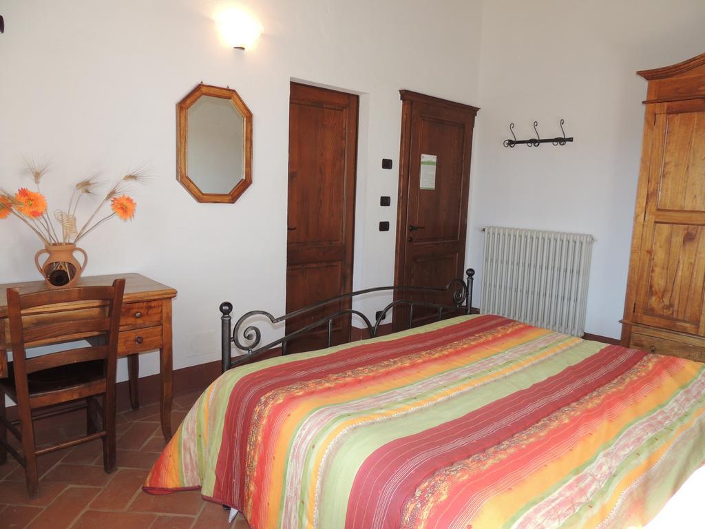 Agriturismo Pianoia Πιέντσα Εξωτερικό φωτογραφία